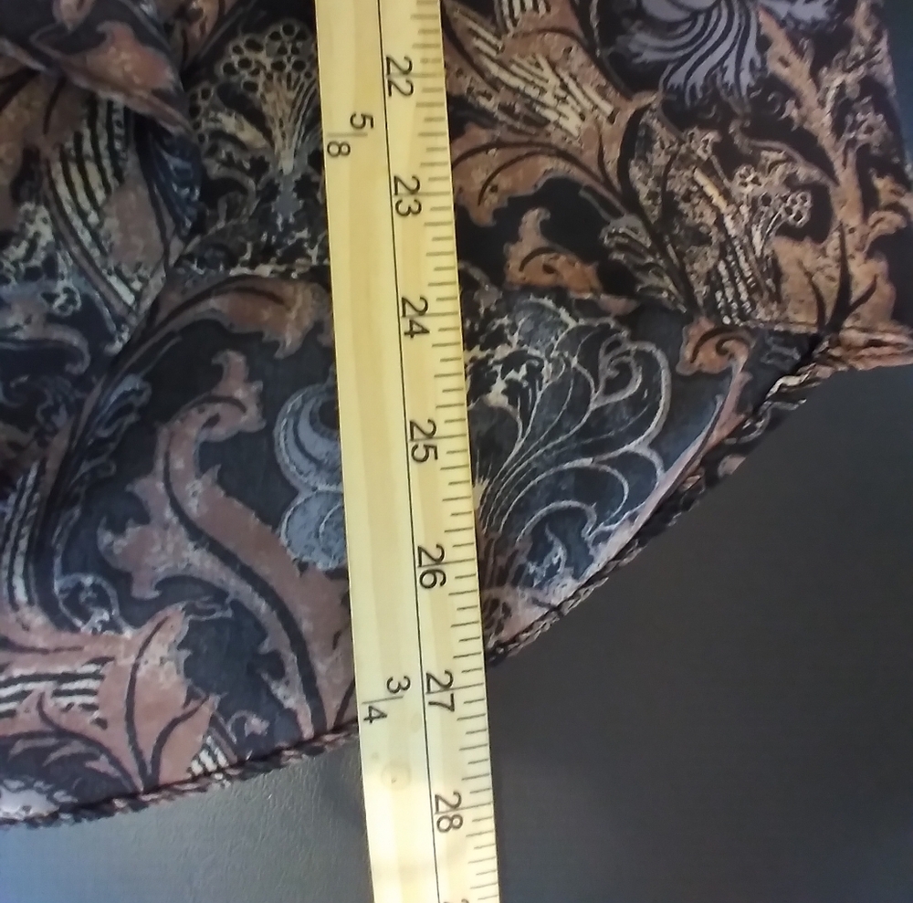 New York & Co Elegant Paisley Women's Top Ruffled Size S. Office Workwear Trip - Picture 5 of 11